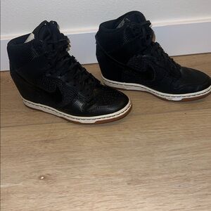 Black High-Top Men's Sneakers
